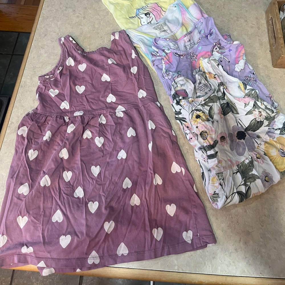 Set of 5 H&M dresses 4/5T Great condition no stains, lightly used sf /pf home - Picture 7 of 8